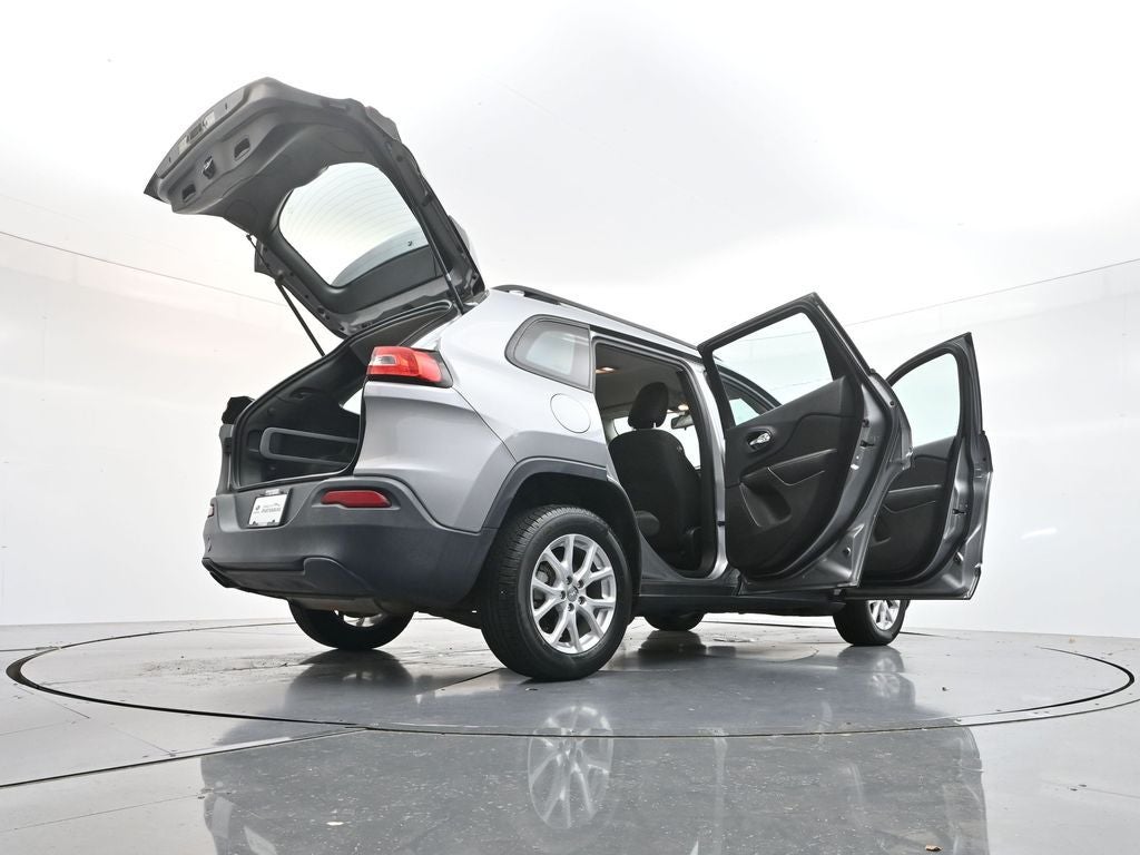 2015 Jeep Cherokee Sport
