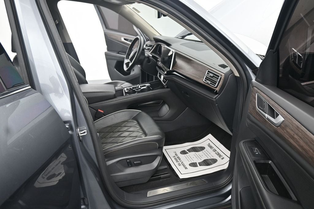 2024 Volkswagen Atlas 2.0T SEL Premium R-Line