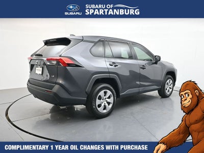 2024 Toyota RAV4 LE