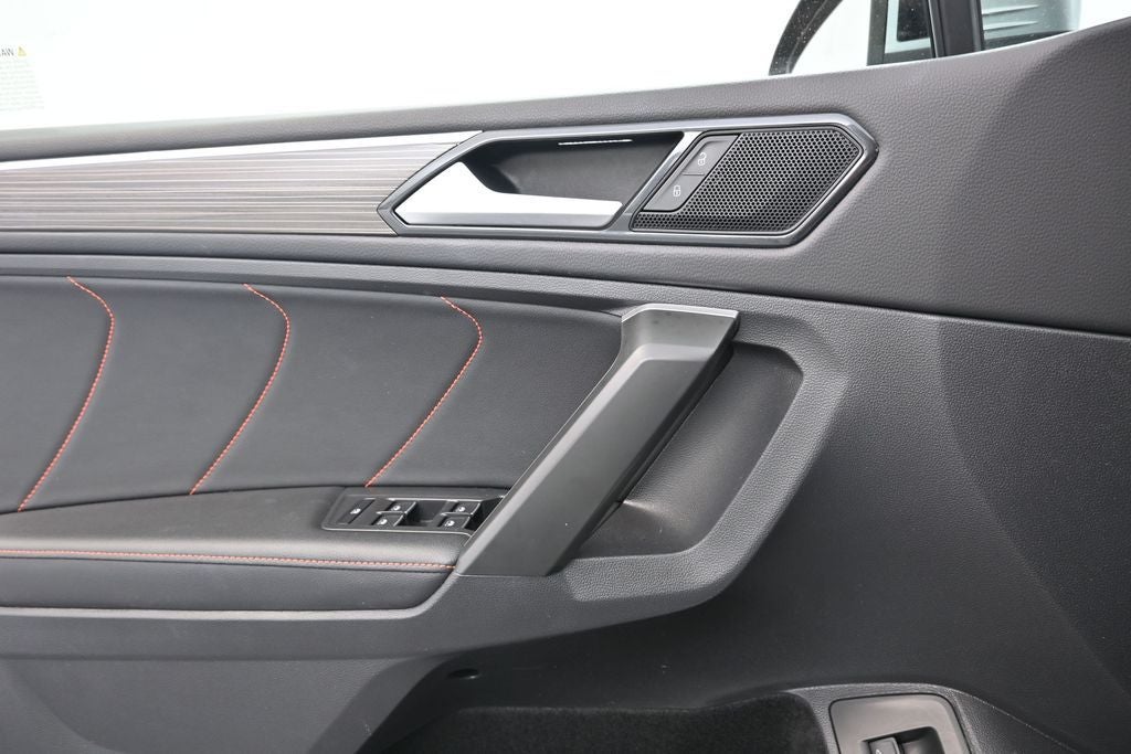 2024 Volkswagen Tiguan 2.0T Wolfsburg Edition