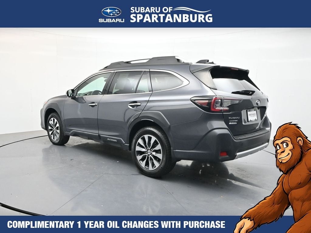 2023 Subaru Outback Touring
