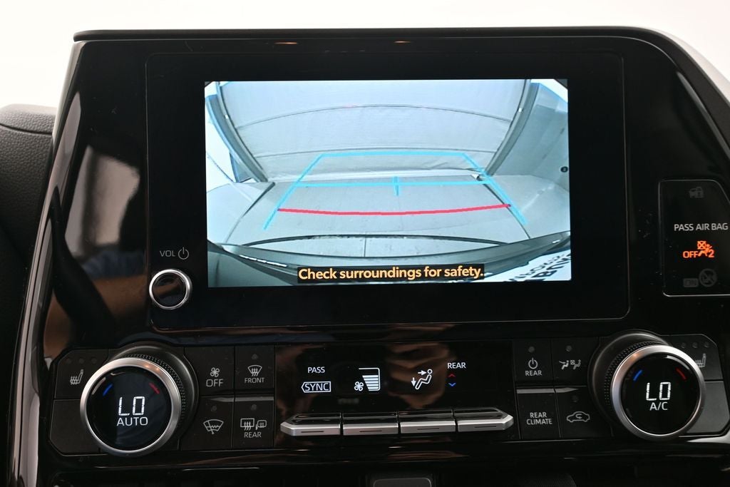 2025 Toyota Highlander XLE