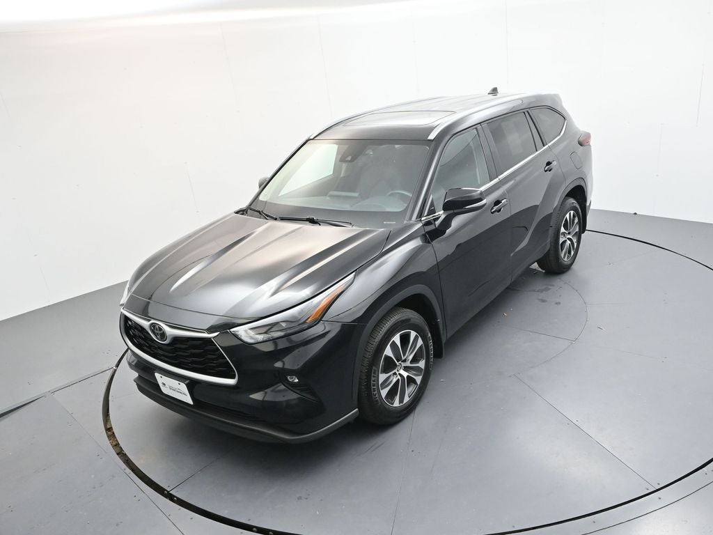 2025 Toyota Highlander XLE