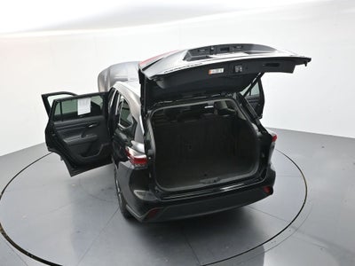 2025 Toyota Highlander XLE