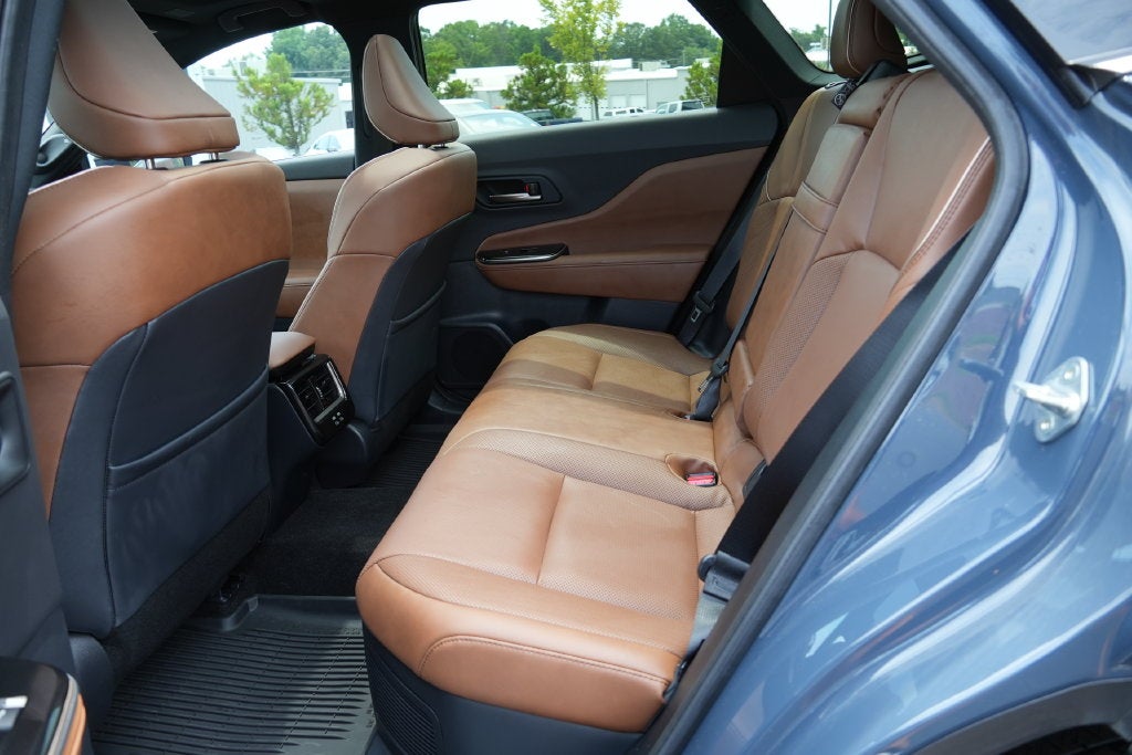 2025 Toyota Crown Signia Limited