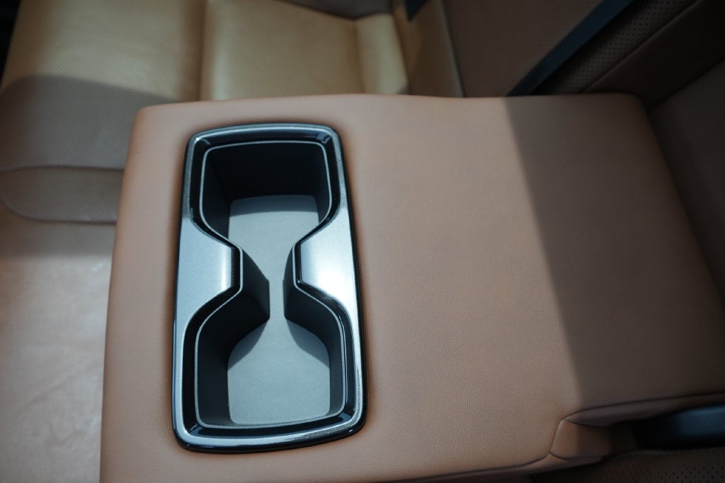 2025 Toyota Crown Signia Limited