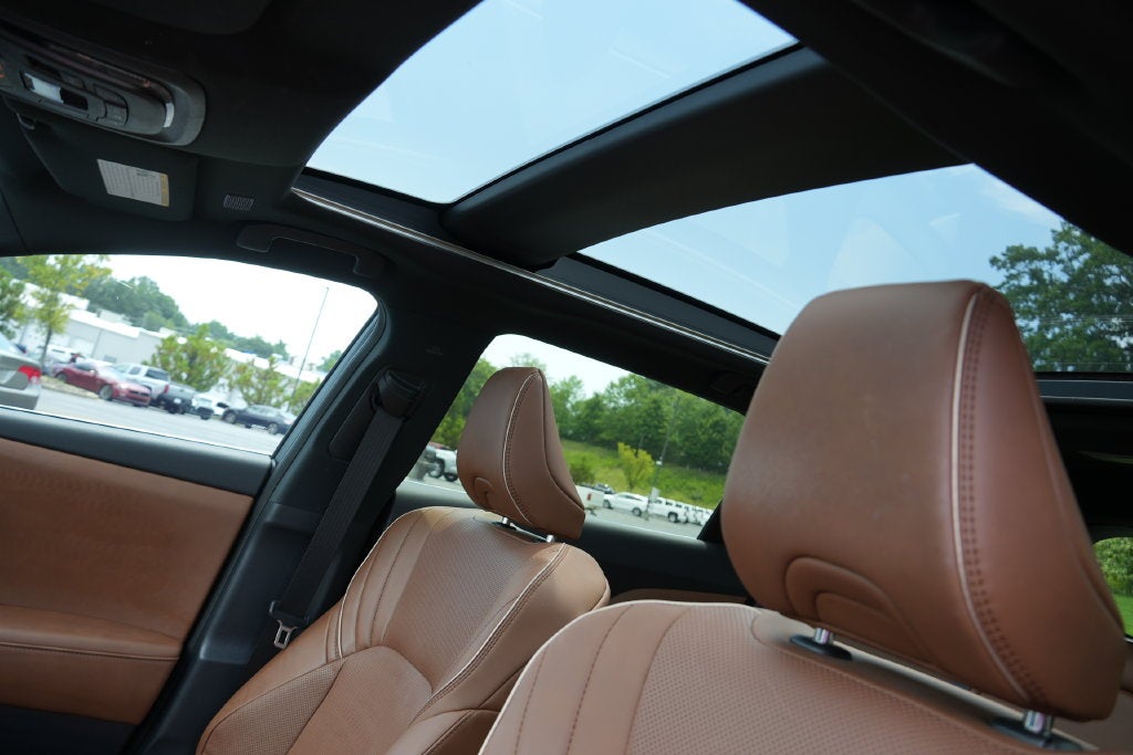 2025 Toyota Crown Signia Limited