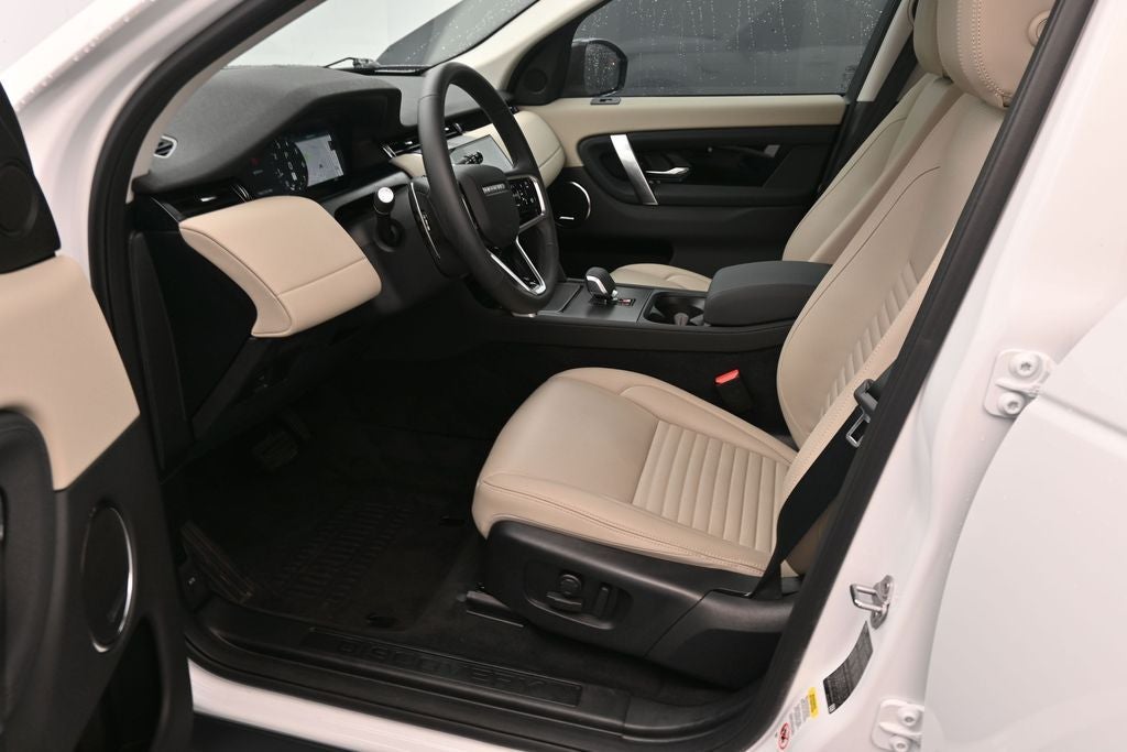 2025 Land Rover Discovery Sport S