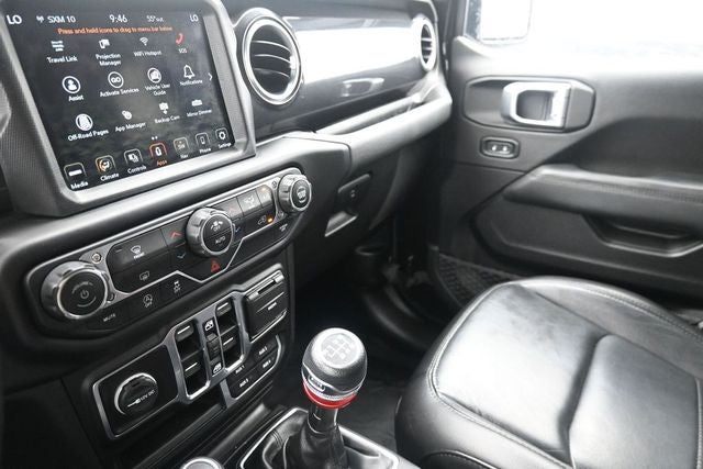 2020 Jeep Wrangler Unlimited Sahara Altitude