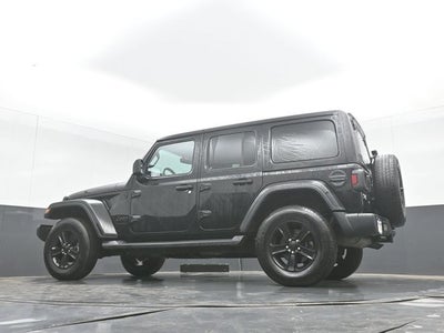 2020 Jeep Wrangler Unlimited Sahara Altitude
