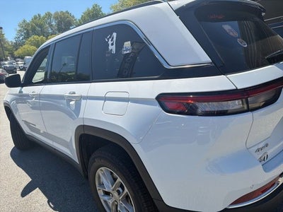 2024 Jeep Grand Cherokee Laredo