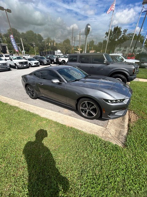 2024 Ford Mustang EcoBoost