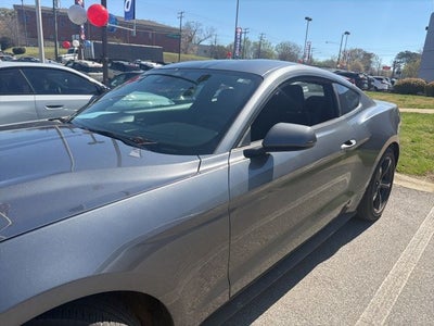 2022 Ford Mustang EcoBoost