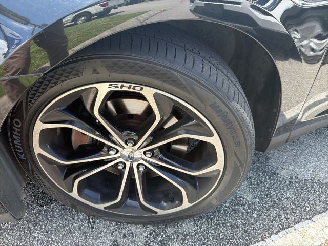 2013 Ford Taurus SHO