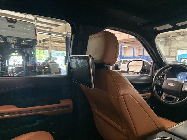 2023 Ford Expedition Platinum