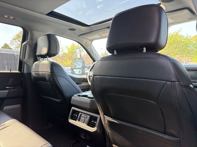 2025 Ford F-350SD Lariat