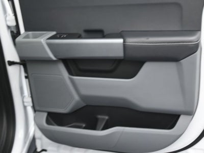 2024 Ford F-150 Lightning Pro