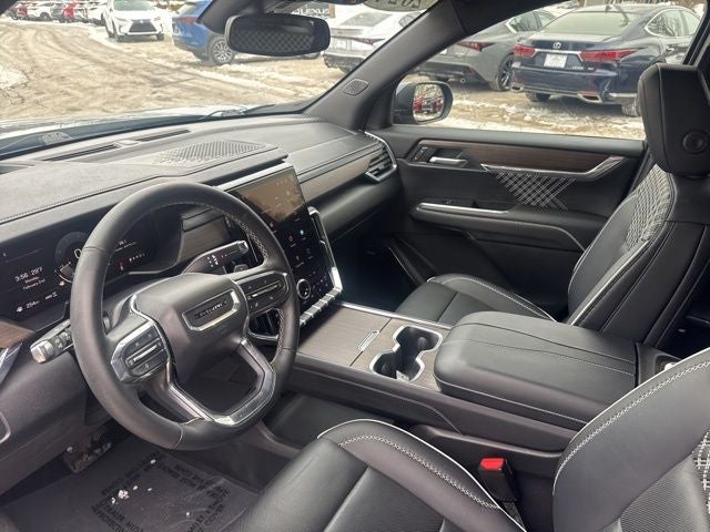 2024 GMC Acadia Denali