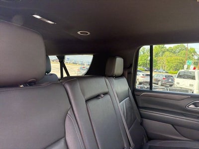 2022 Chevrolet Suburban LT