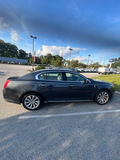 2013 Lincoln MKS Base