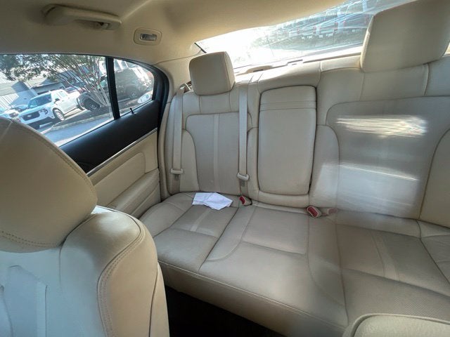2013 Lincoln MKS Base