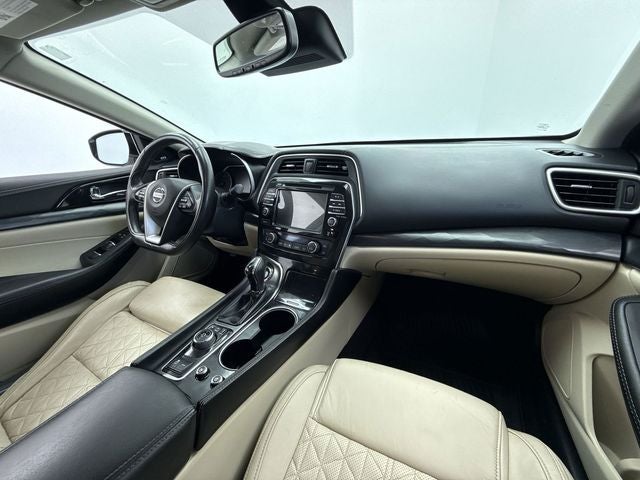 2021 Nissan Maxima Platinum