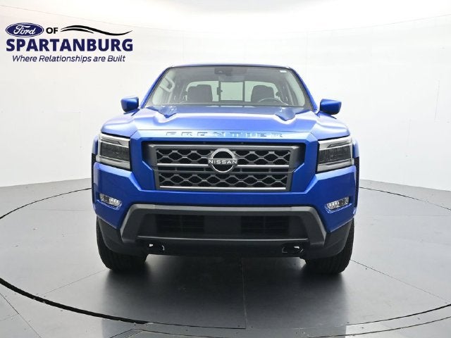 2024 Nissan Frontier SL