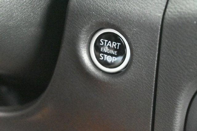2024 Nissan Frontier SL