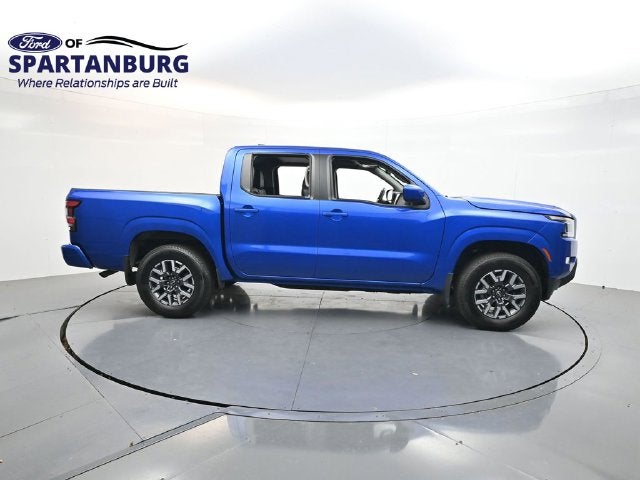 2024 Nissan Frontier SL