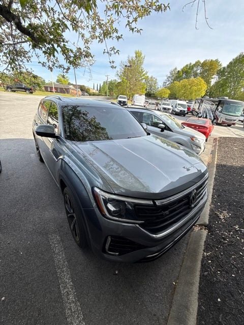 2024 Volkswagen Atlas 2.0T SEL Premium R-Line