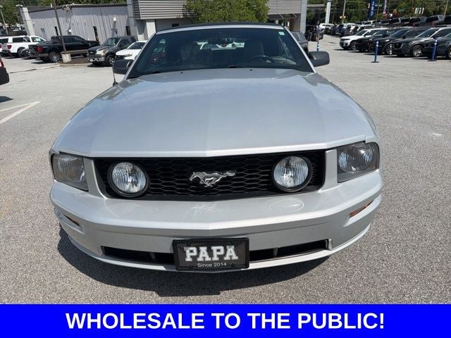 2005 Ford Mustang GT Premium