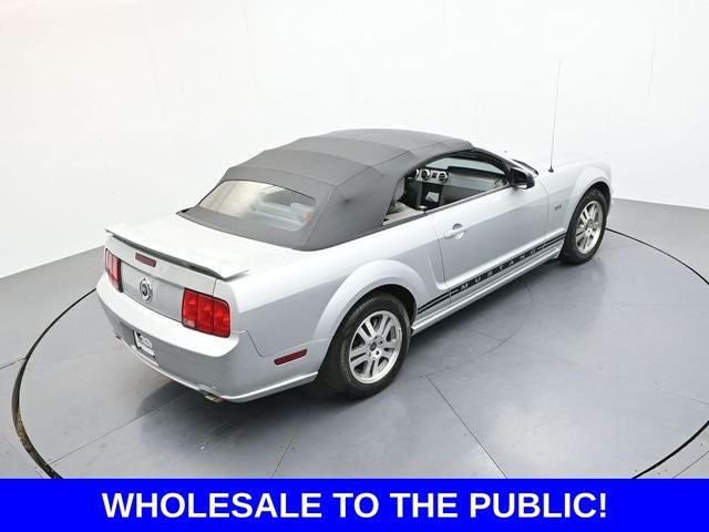 2005 Ford Mustang GT Premium