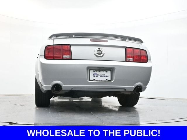 2005 Ford Mustang GT Premium