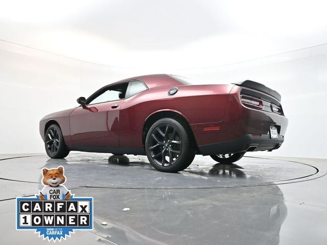 2021 Dodge Challenger SXT