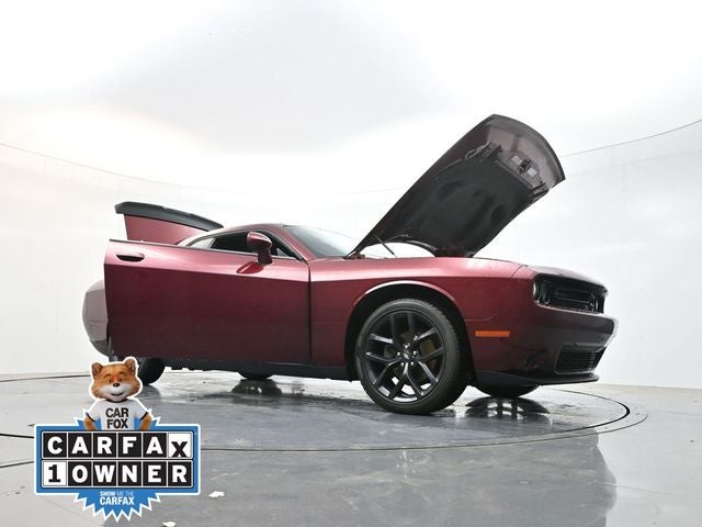 2021 Dodge Challenger SXT