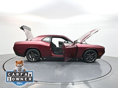2021 Dodge Challenger SXT