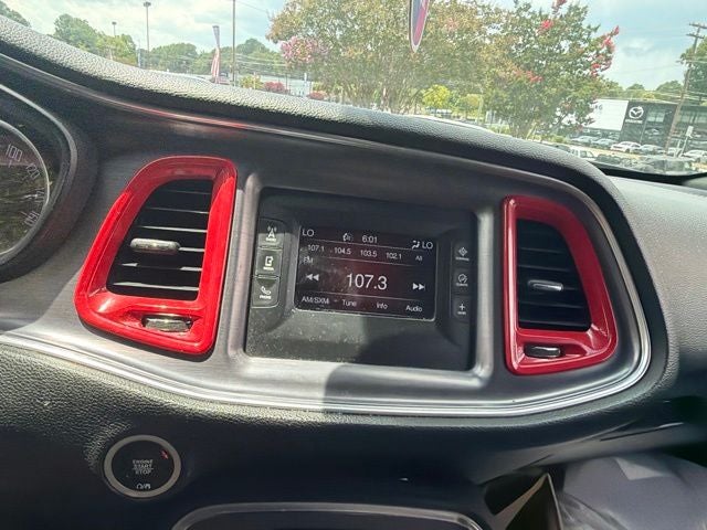 2016 Dodge Challenger SXT