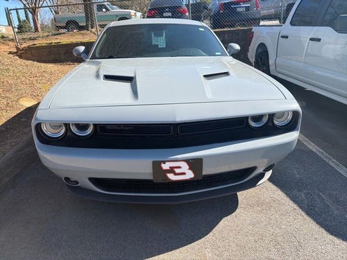 2022 Dodge Challenger SXT