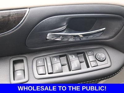 2014 Chrysler Town & Country Touring