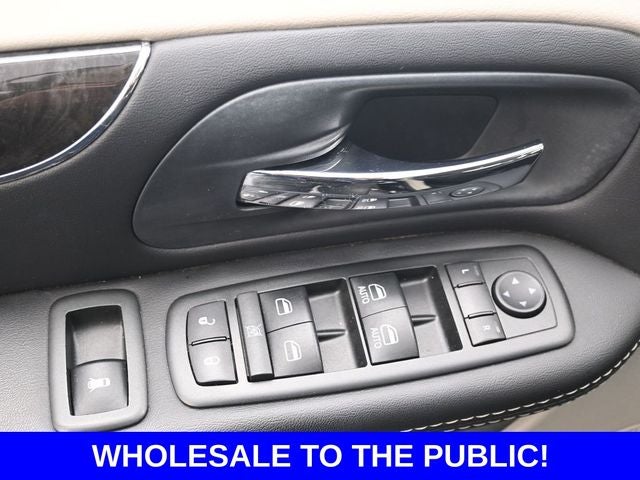 2014 Chrysler Town & Country Touring