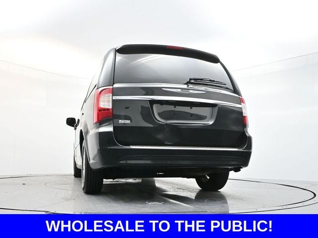 2014 Chrysler Town & Country Touring