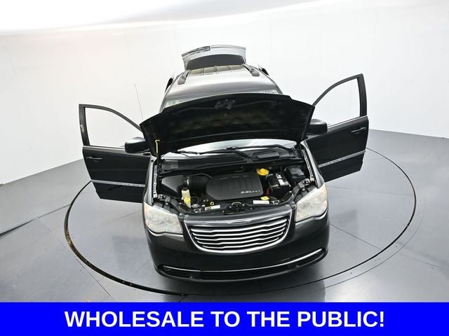 2014 Chrysler Town & Country Touring