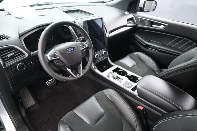 2023 Ford Edge ST