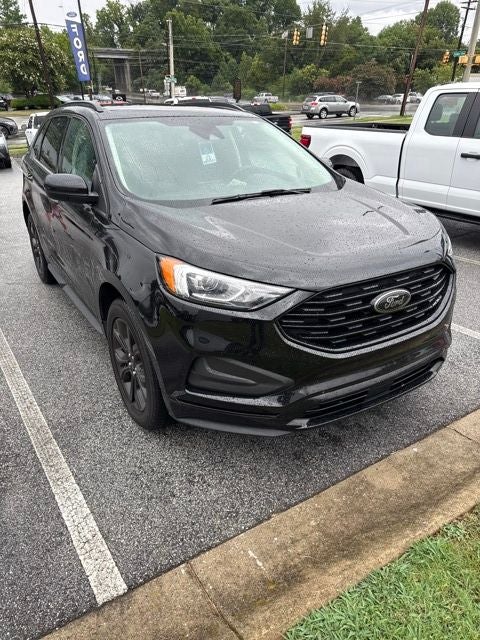 2023 Ford Edge SE