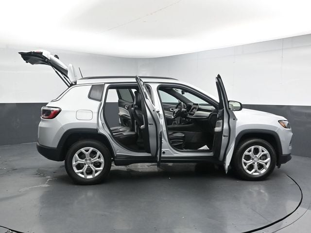 2024 Jeep Compass Latitude Back-Up Camera Cruise