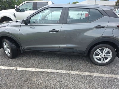 2025 Nissan Kicks Play S