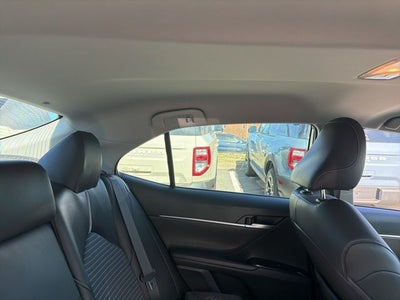 2018 Toyota Camry SE