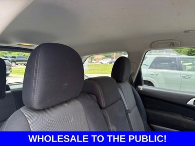 2017 Nissan Pathfinder SV