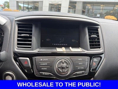 2017 Nissan Pathfinder SV