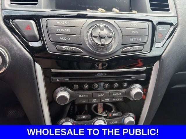 2017 Nissan Pathfinder SV